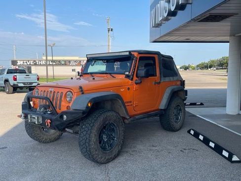 Used 2012 Jeep Wrangler Sport AWD/4WD image 3