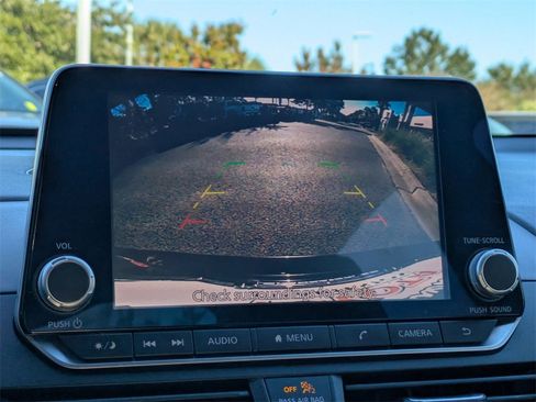 Used 2024 Nissan Altima 2.5 SR image 21