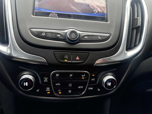 Used 2024 Chevrolet Equinox LT image 25