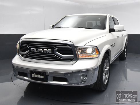 Used 2018 RAM 1500 Limited AWD/4WD image 51