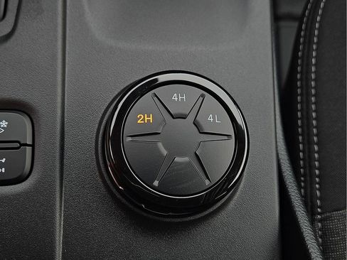 New 2025 Ford Ranger XLT w/ FX4 Off-Road Package image 14