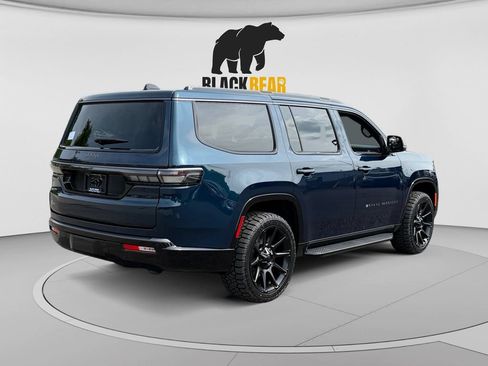 New 2026 Jeep Grand Wagoneer Limited w/ HD Trailer Tow Package AWD/4WD image 3