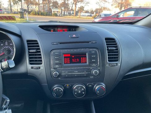 Used 2014 Kia Forte LX w/ Popular Package FWD image 22