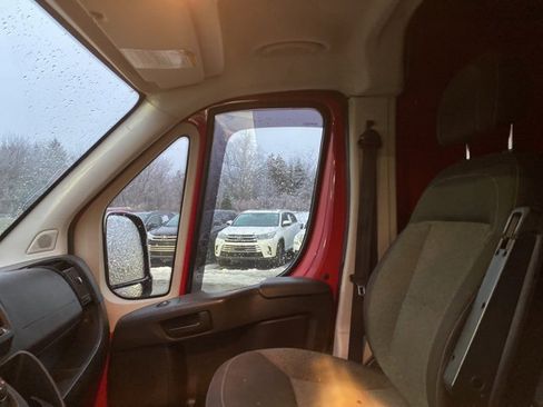 Used 2017 RAM ProMaster 2500 w/ Mopar Trailer Tow Group image 8