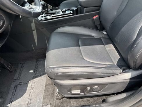 Used 2024 Kia Sportage EX AWD/4WD image 15