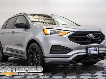 Used 2022 Ford Edge SE w/ Black Appearance Package
