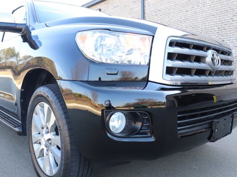 Used 2014 Toyota Sequoia Limited image 4