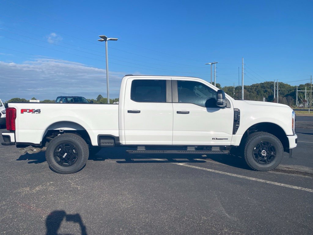 New 2026 Ford F250 XL w/ STX Appearance Package AWD/4WD image 9