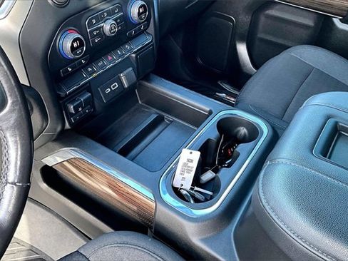 Used 2021 Chevrolet Silverado 1500 RST image 19