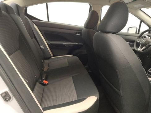 Used 2021 Nissan Versa SV FWD image 19