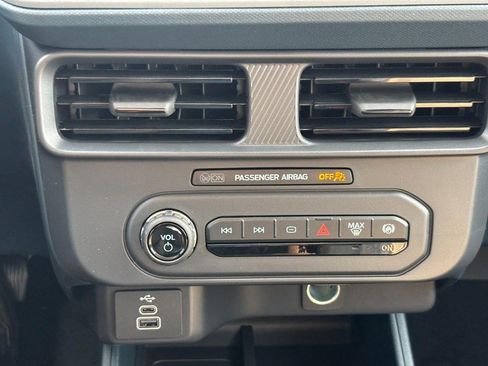 New 2026 Ford Maverick XL AWD/4WD image 24