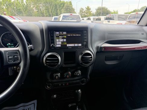 Used 2016 Jeep Wrangler Unlimited Sport AWD/4WD image 24
