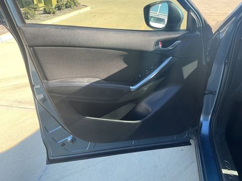 Used 2016 MAZDA CX-5 Touring image 12