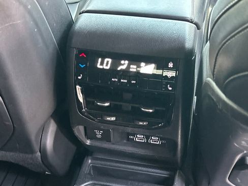 Used 2024 Jeep Grand Cherokee L Limited w/ Black Appearance Package RWD image 47
