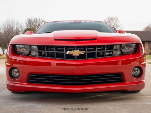 Used 2010 Chevrolet Camaro SS image 13