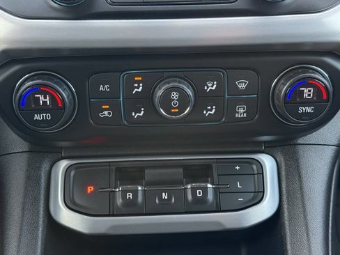 Used 2022 GMC Acadia SLE w/ Driver Convenience Package image 27