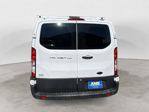 Used 2018 Ford Transit 250 130 Low Roof w/ Exterior Upgrade Package RWD image 5