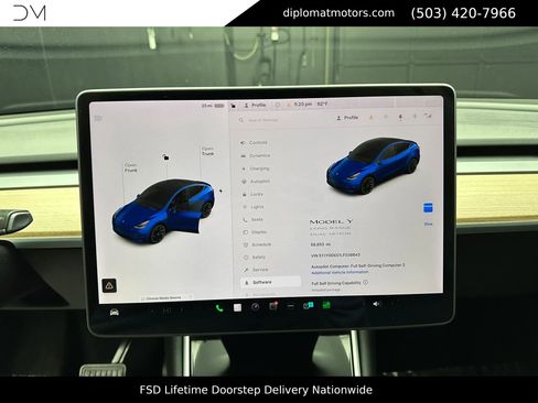 Used 2020 Tesla Model Y Long Range image 33