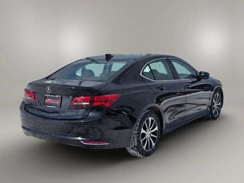 Used 2017 Acura TLX FWD image 5