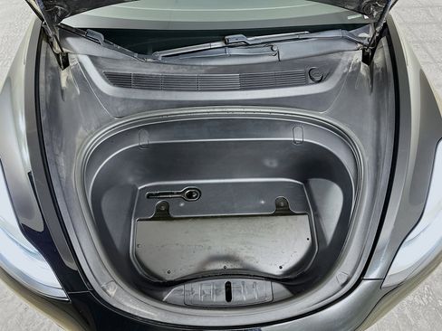 Used 2019 Tesla Model 3 Standard Range Plus image 33