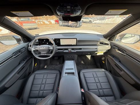 New 2026 Kia EV9 Land w/ Nightfall Edition Package image 26