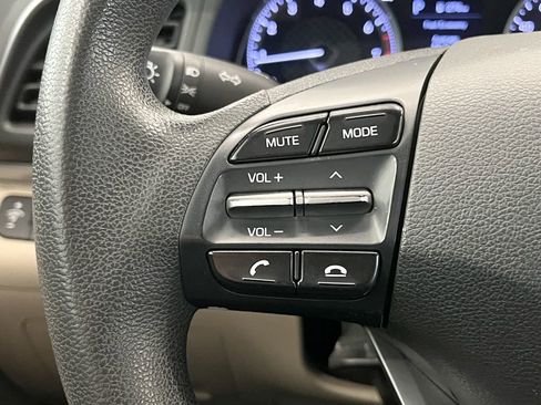 Used 2019 Hyundai Elantra SEL image 20