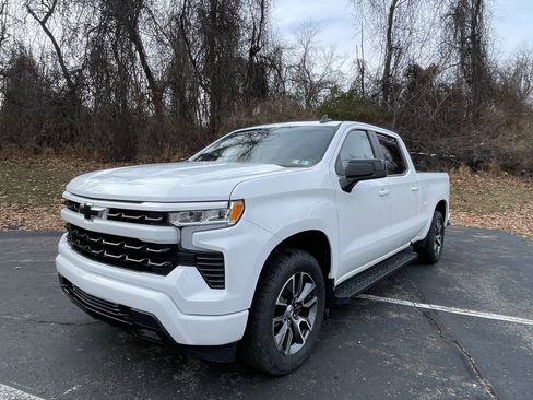 Certified 2022 Chevrolet Silverado 1500 RST w/ Convenience Package II image 7