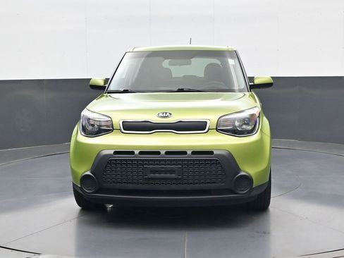 Used 2016 Kia Soul FWD image 2