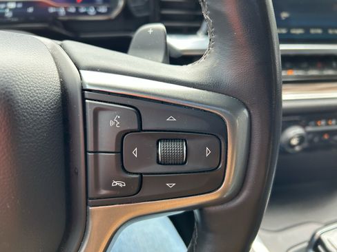 Used 2023 Chevrolet Silverado 1500 LT Trail Boss w/ Convenience Package II image 18