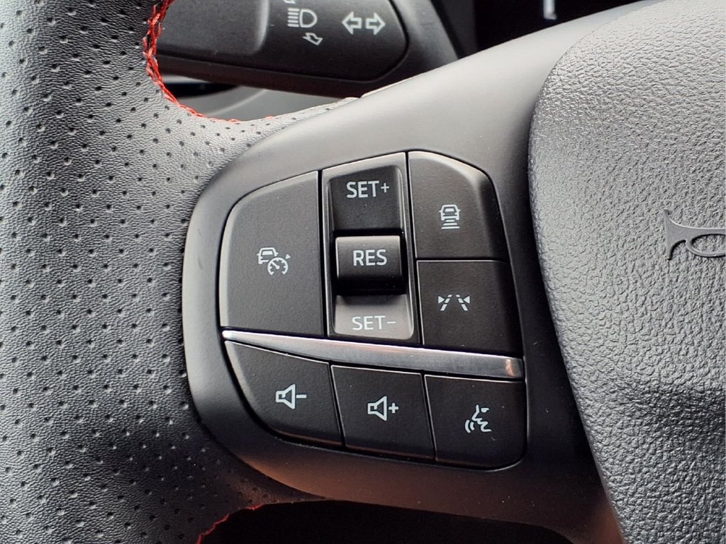 Used 2024 Ford Escape ST-Line w/ Tech Pack #1 AWD/4WD image 23