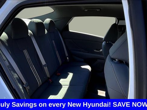 New 2026 Hyundai Elantra SEL FWD image 13