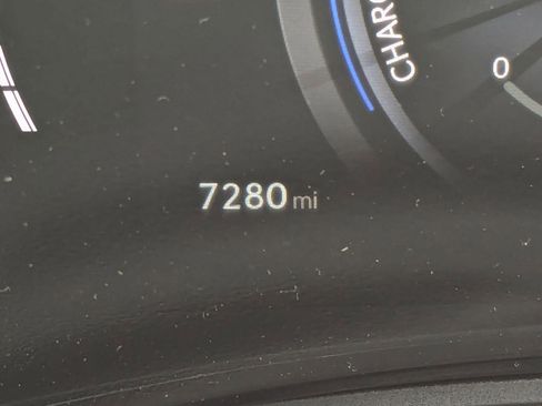 Used 2025 Lexus NX 300h AWD w/ Luxury Package image 29