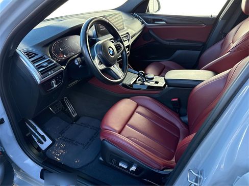 Certified 2023 BMW X4 xDrive30i w/ M Sport Package image 9
