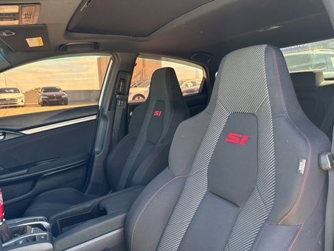 Used 2018 Honda Civic Si image 13