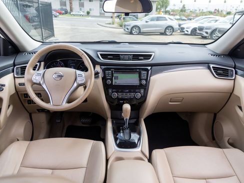 Used 2015 Nissan Rogue SL w/ SL Premium Package FWD image 26