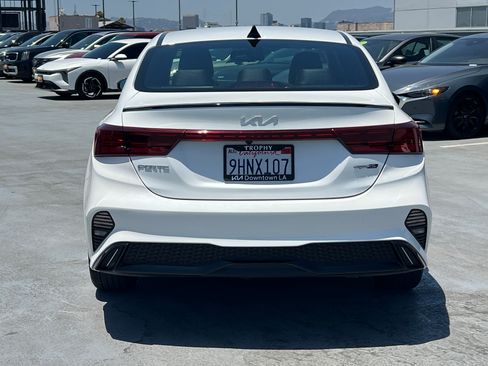 Used 2023 Kia Forte GT-Line w/ GT-Line Technology Package FWD image 6