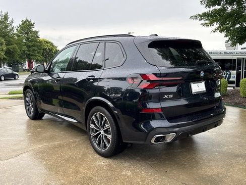Certified 2025 BMW X5 xDrive40i w/ M Sport Package AWD/4WD image 5