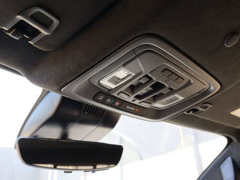 Used 2025 GMC Sierra 2500 AT4X AWD/4WD image 28