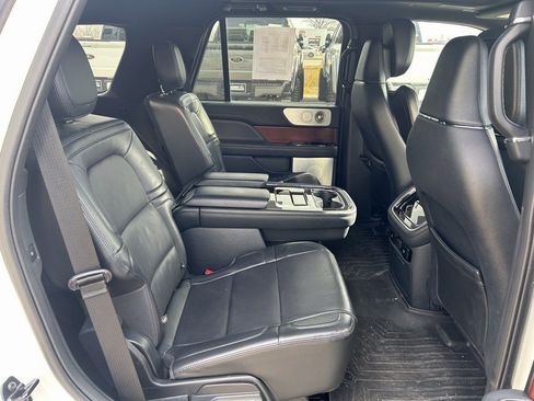 Certified 2023 Lincoln Navigator Reserve image 19