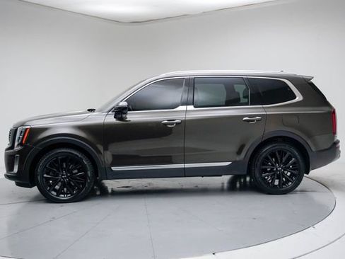 Used 2020 Kia Telluride SX FWD image 2