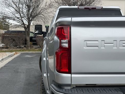 Used 2020 Chevrolet Silverado 3500 LTZ w/ Gooseneck/5TH Wheel Package image 33