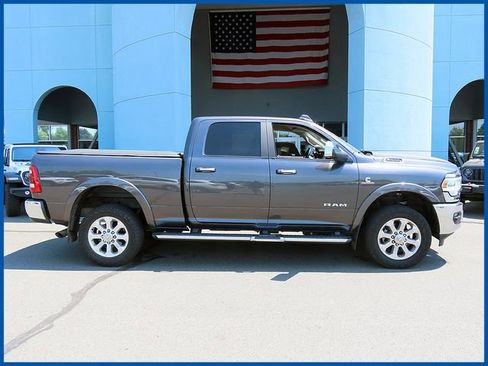 Used 2021 RAM 2500 Laramie AWD/4WD image 1