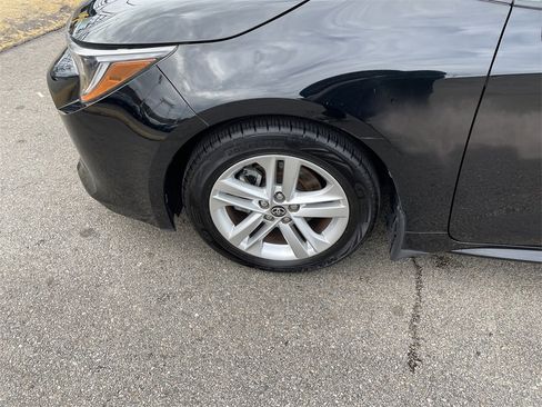 Used 2019 Toyota Corolla SE image 9