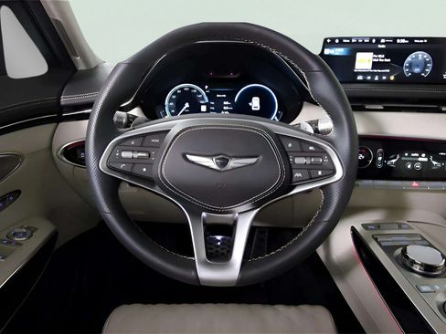 Used 2025 Genesis GV70 3.5T Sport w/ Sport Prestige Package AWD/4WD image 33