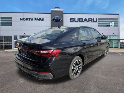 Used 2025 Volkswagen Jetta Sport FWD image 3