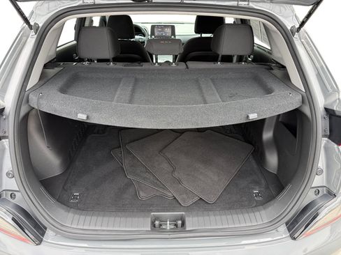 Used 2023 Hyundai Kona SE w/ Cargo Package FWD image 17