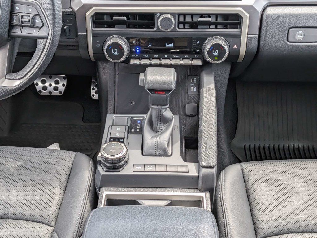 Used 2025 Toyota Tacoma TRD Sport w/ TRD Sport Premium Package AWD/4WD image 18