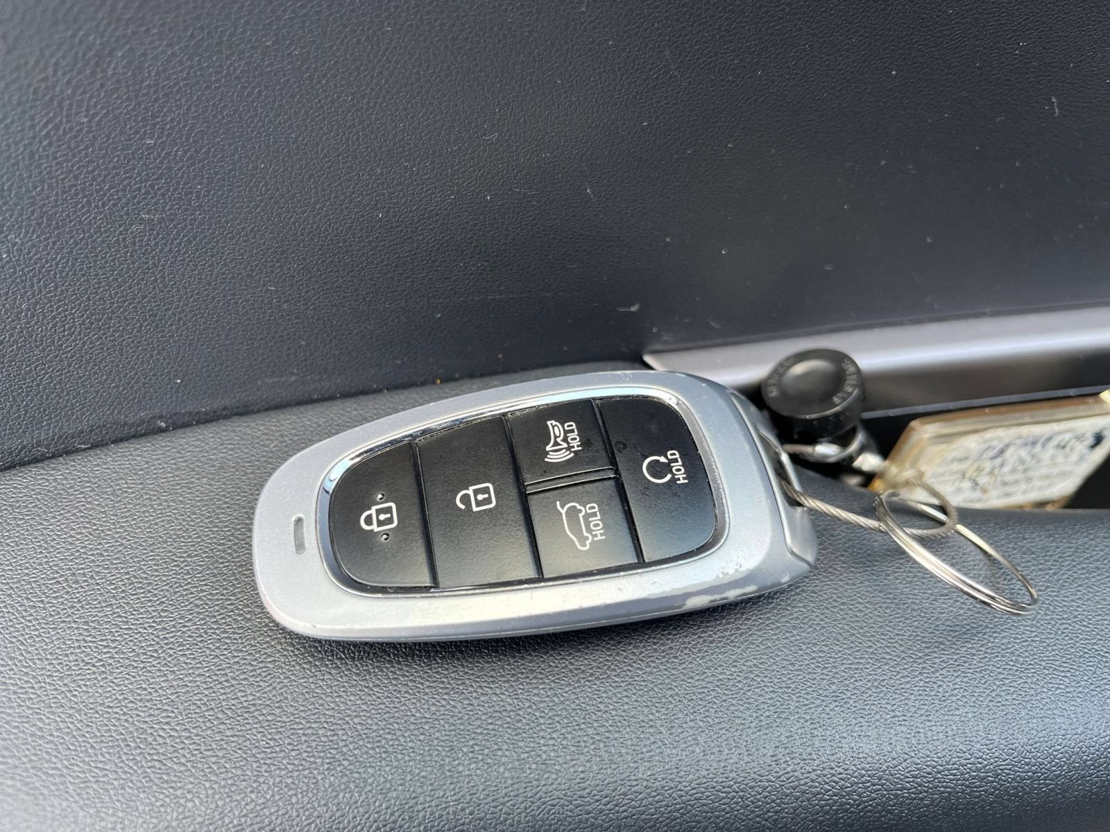 Used 2025 Hyundai Palisade SEL FWD image 19
