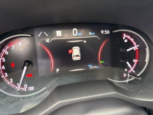 Used 2023 Toyota RAV4 XLE w/ Convenience Package image 8