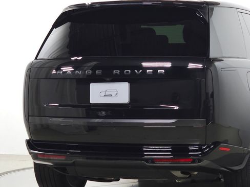 Used 2026 Land Rover Range Rover SE AWD/4WD image 7